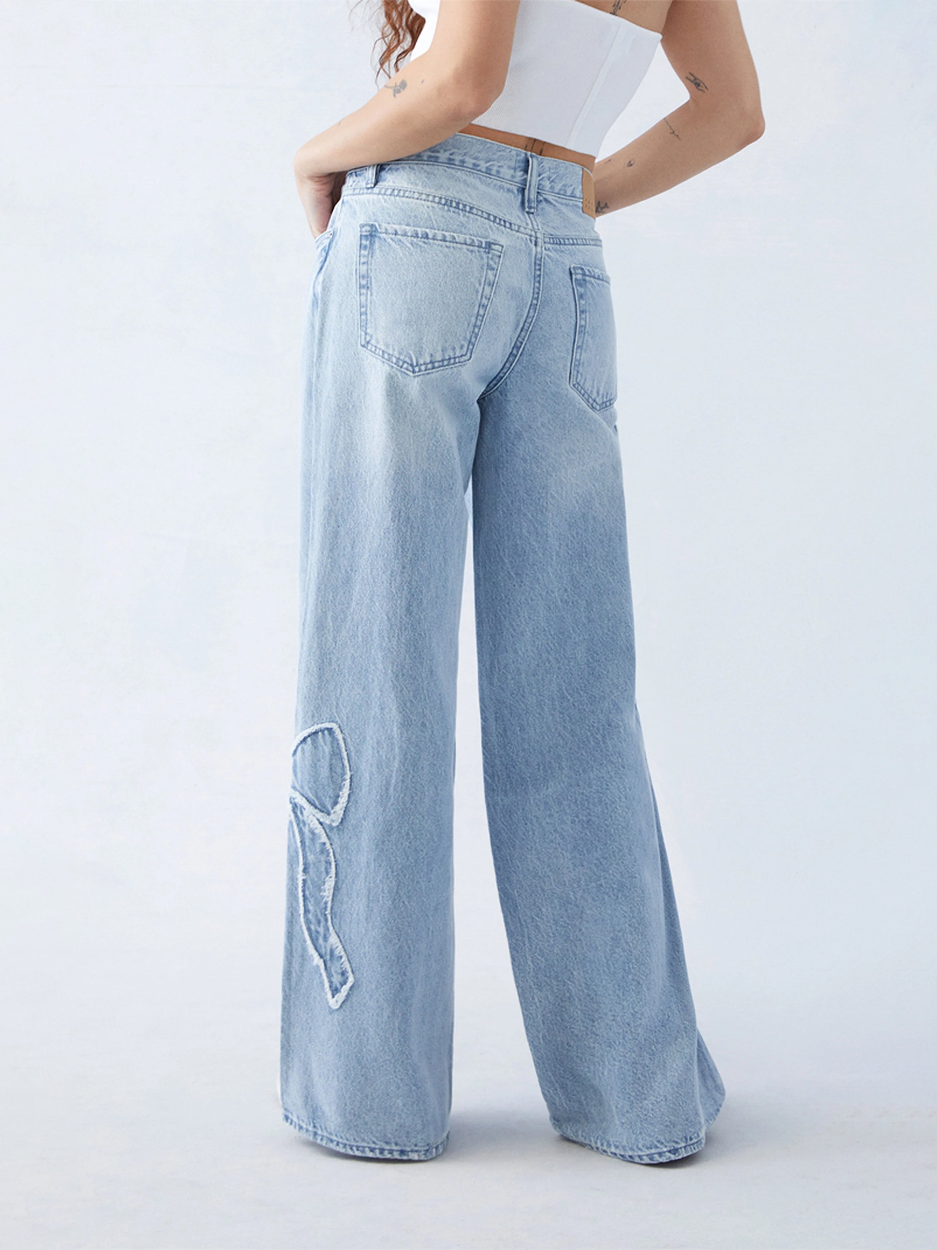 Anna | BOW JEANS
