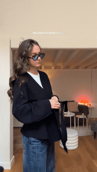 Chic Dubois™ | Mauve Cardigan à lacer