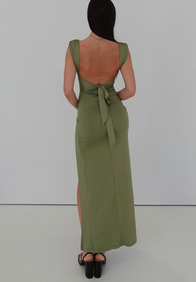 Chic Dubois™ | Robe élégante avec fente