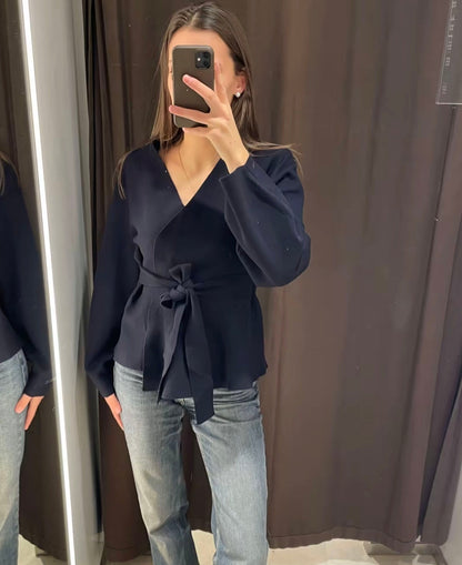 Chic Dubois™ | Mauve Cardigan à lacer