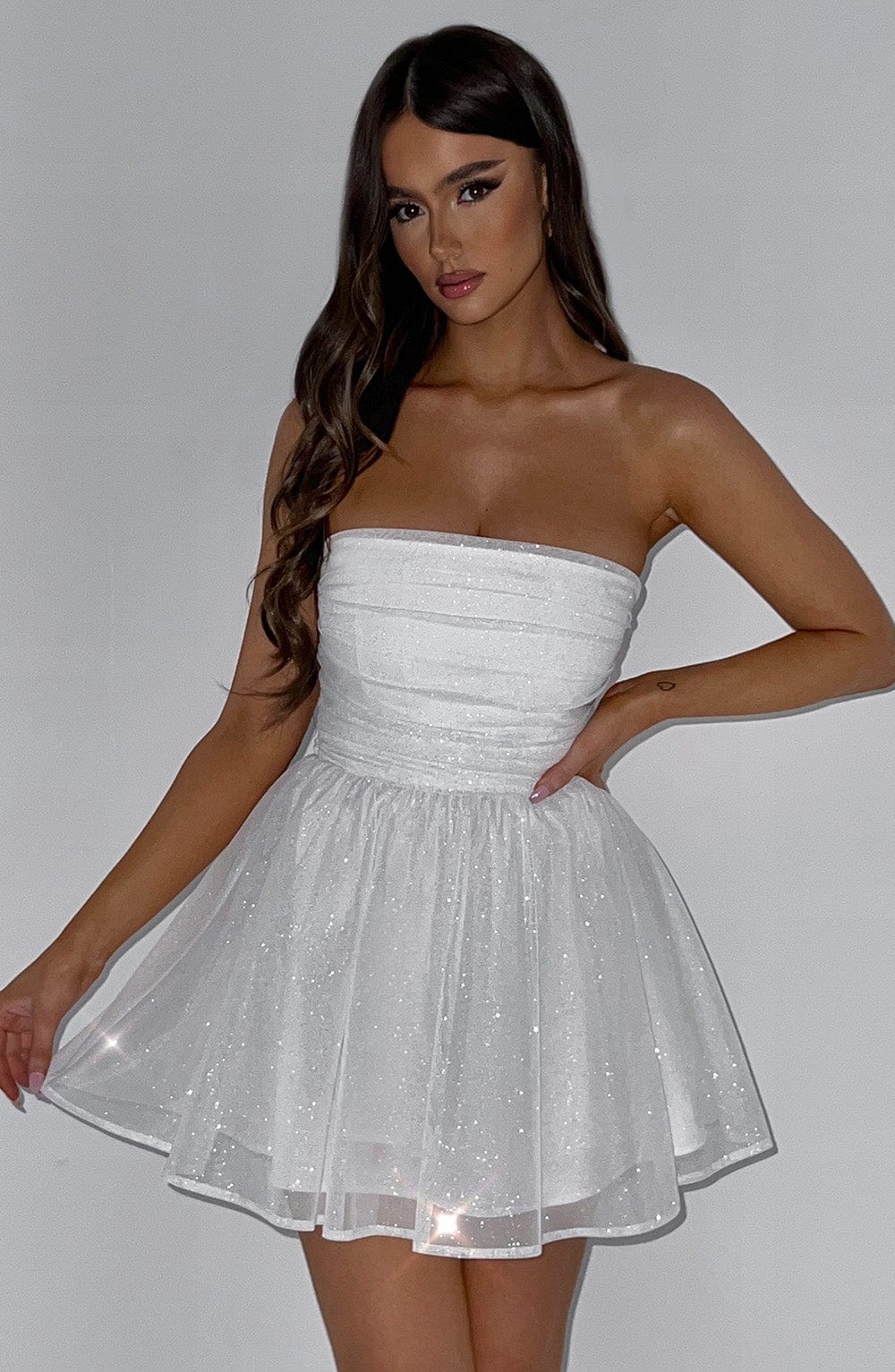 Chic Dubois™ | Robe Paillettes Décolletée